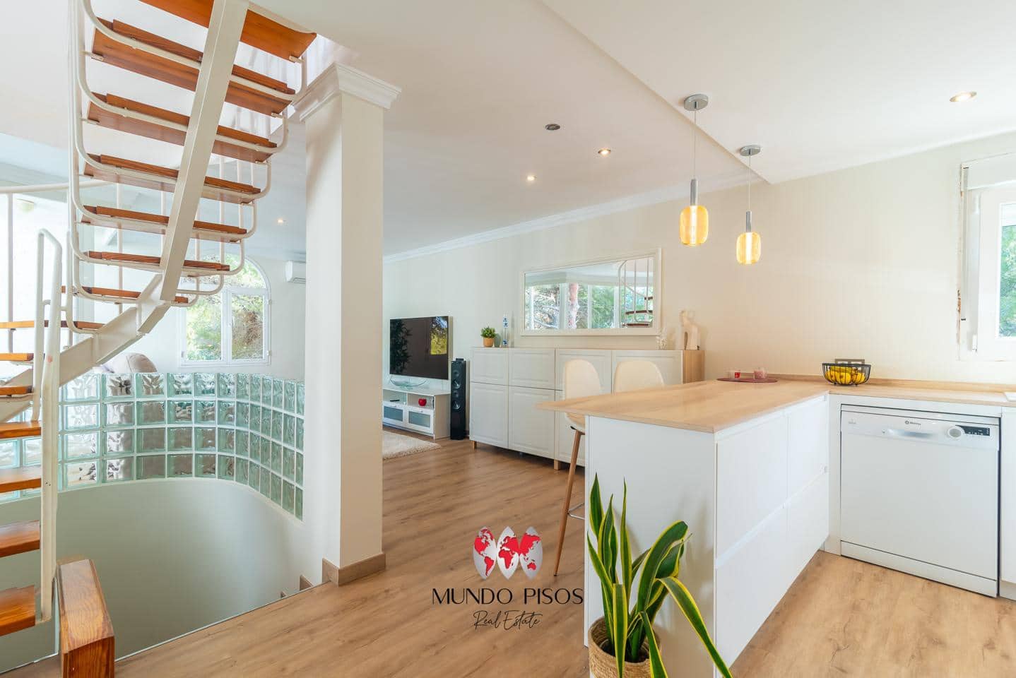 3 soveværelse Villa til salg i Sol de Mallorca med swimmingpool garage - € 660.000 (Ref: 8990044)