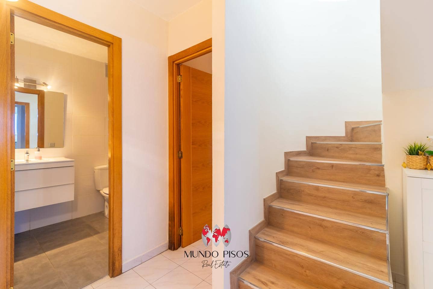 3 soveværelse Villa til salg i Sol de Mallorca med swimmingpool garage - € 660.000 (Ref: 8990044)