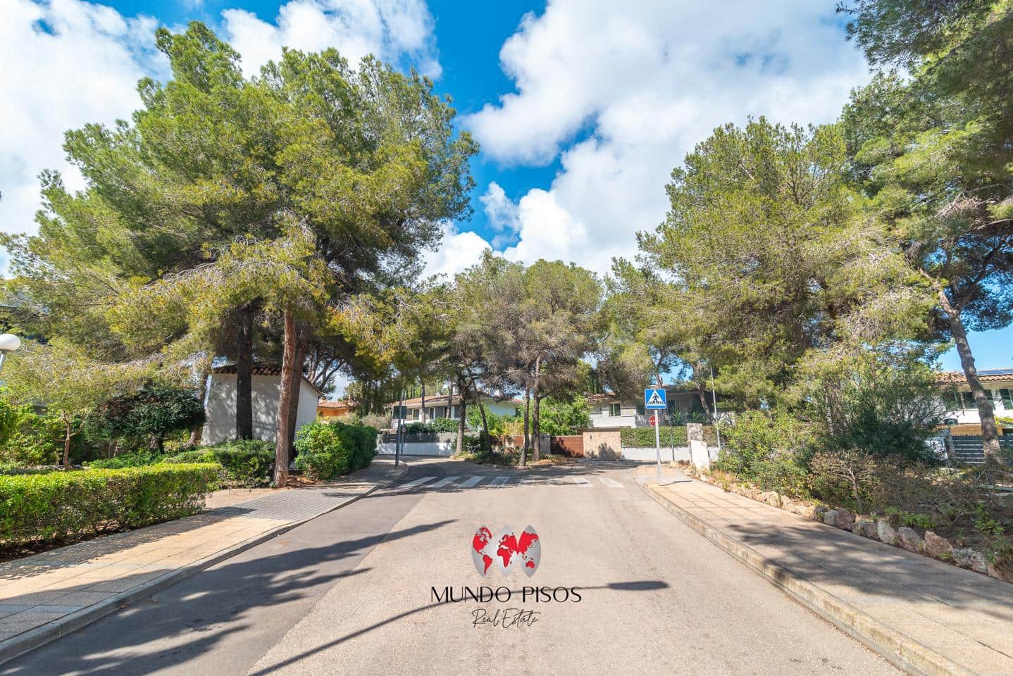 3 soveværelse Villa til salg i Sol de Mallorca med swimmingpool garage - € 660.000 (Ref: 8990044)