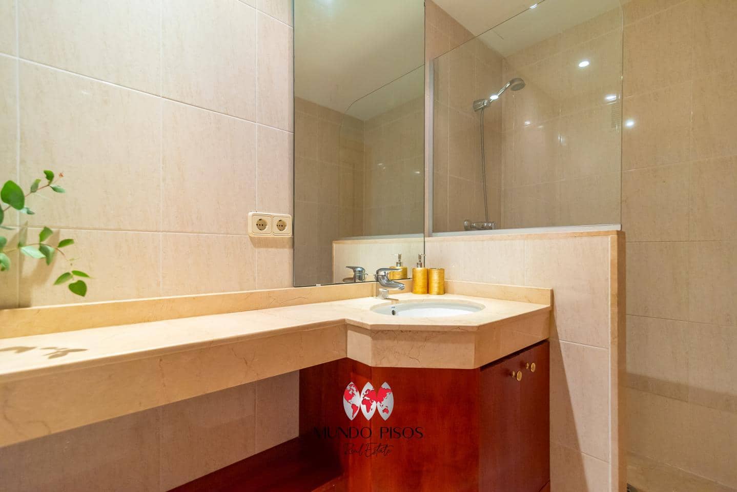 3 slaapkamer Flat te koop in Palma de Mallorca - € 430.000 (Ref: 9221584)