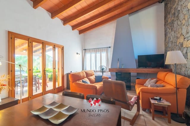 3 chambre Finca/Maison de Campagne à vendre à Montuïri avec piscine - 590 000 € (Ref: 9227726)