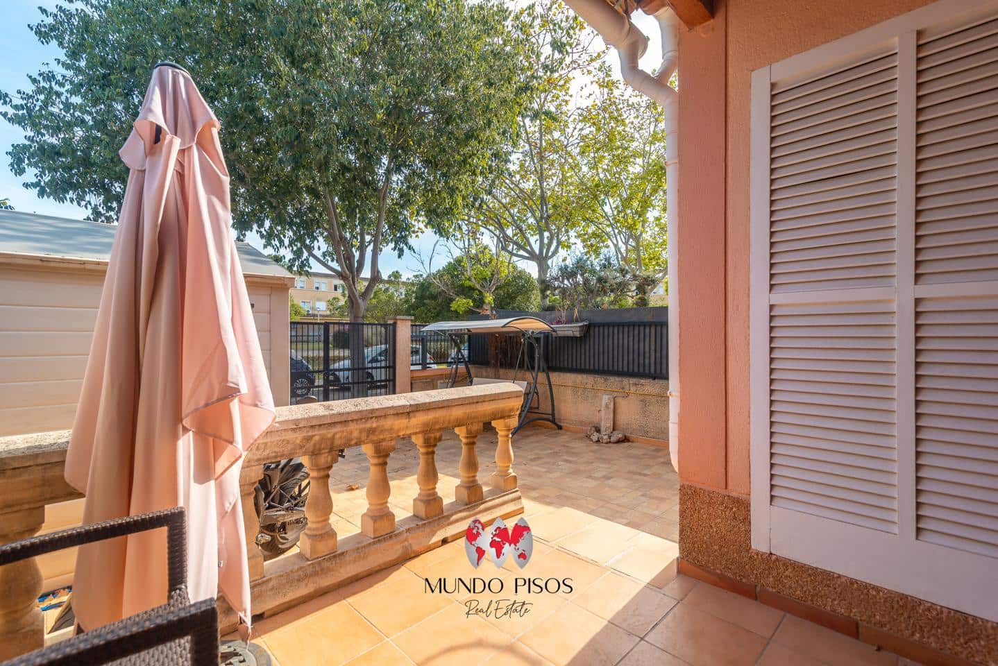 3 sypialnia Willa na sprzedaż w Palma de Mallorca z basenem garażem - 650 000 € (Ref: 9242423)