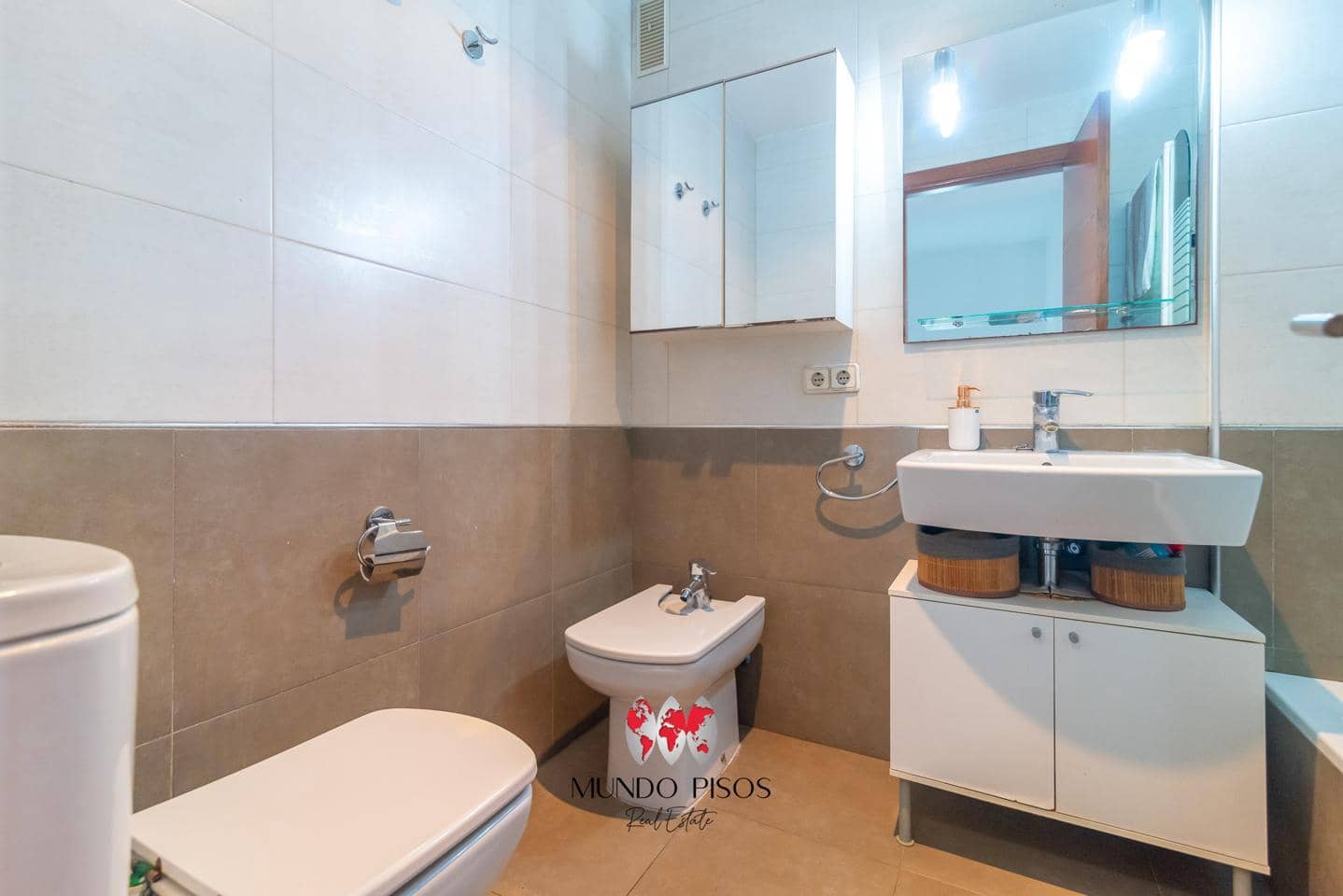 4 soveværelse Villa til salg i Palma de Mallorca med garage - € 594.000 (Ref: 9301926)