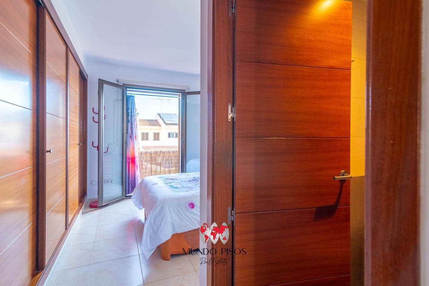 4 soveværelse Villa til salg i Palma de Mallorca med garage - € 594.000 (Ref: 9301926)