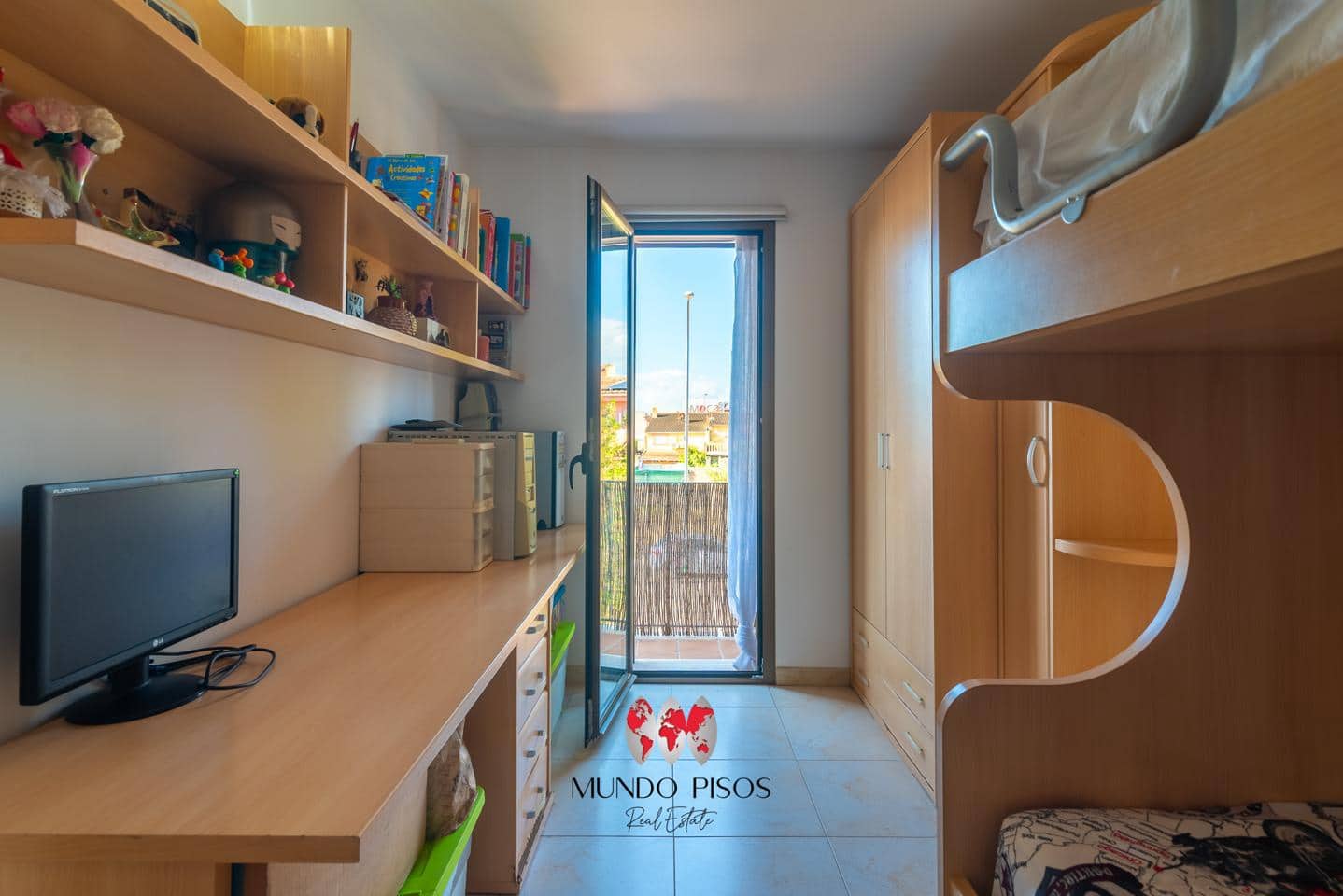4 soveværelse Villa til salg i Palma de Mallorca med garage - € 594.000 (Ref: 9301926)