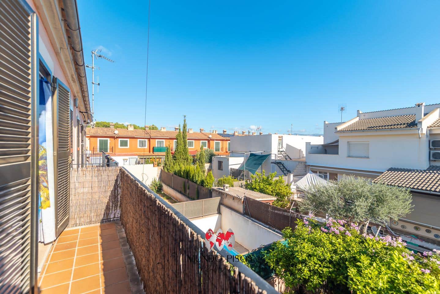 4 soveværelse Villa til salg i Palma de Mallorca med garage - € 594.000 (Ref: 9301926)