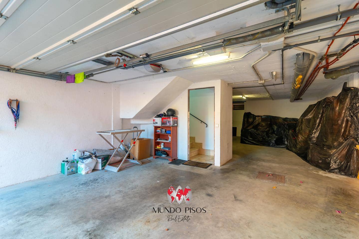 4 soveværelse Villa til salg i Palma de Mallorca med garage - € 594.000 (Ref: 9301926)