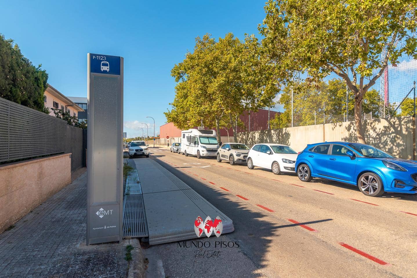 4 soveværelse Villa til salg i Palma de Mallorca med garage - € 594.000 (Ref: 9301926)