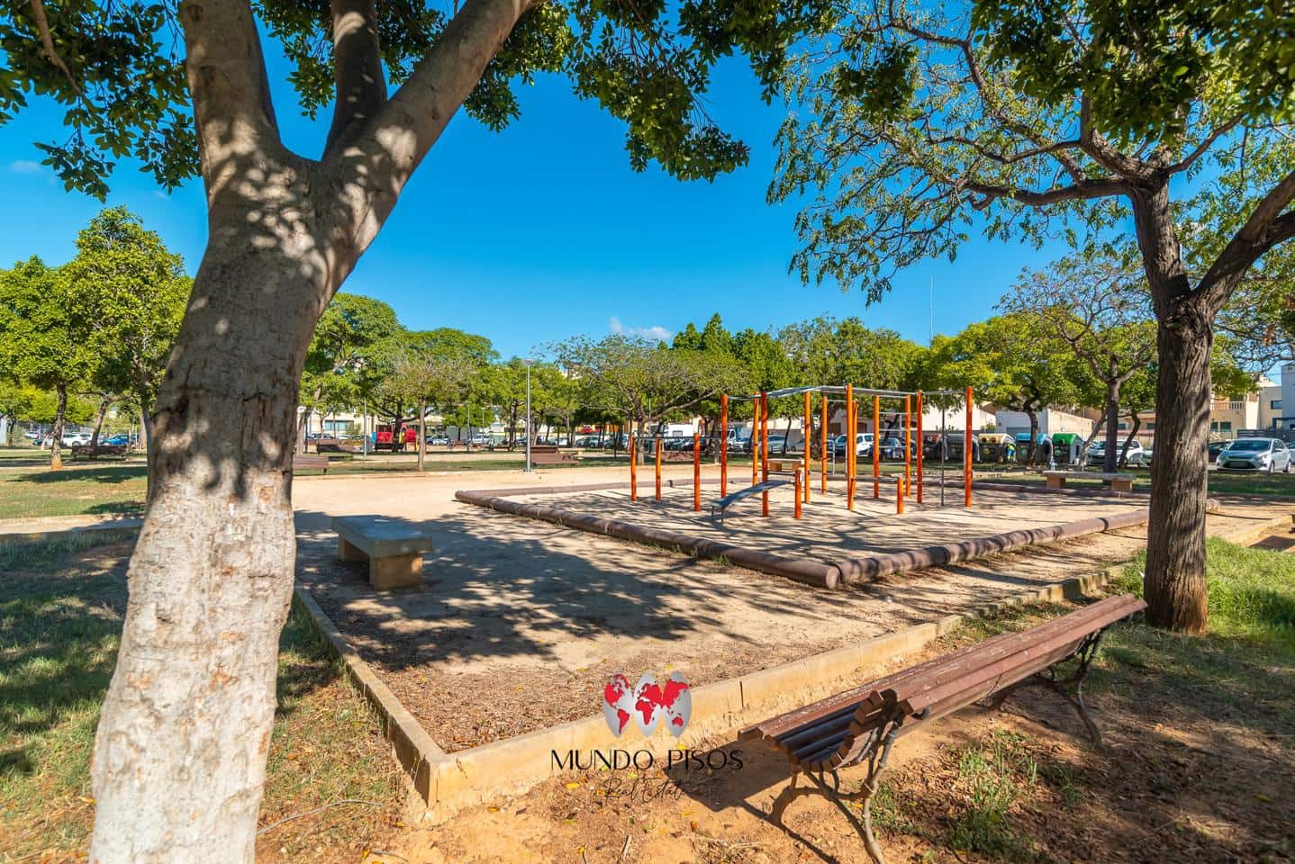 4 soveværelse Villa til salg i Palma de Mallorca med garage - € 594.000 (Ref: 9301926)