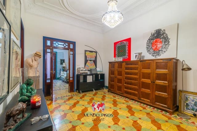 5 sovrum Lägenhet till salu i Palma de Mallorca med garage - 949 000 € (Ref: 9354096)