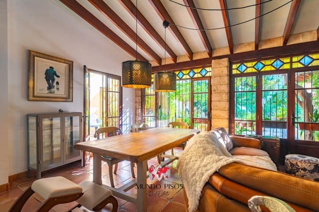 5 sovrum Lägenhet till salu i Palma de Mallorca med garage - 949 000 € (Ref: 9354096)