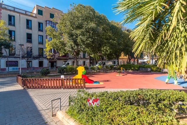 5 sovrum Lägenhet till salu i Palma de Mallorca med garage - 949 000 € (Ref: 9354096)
