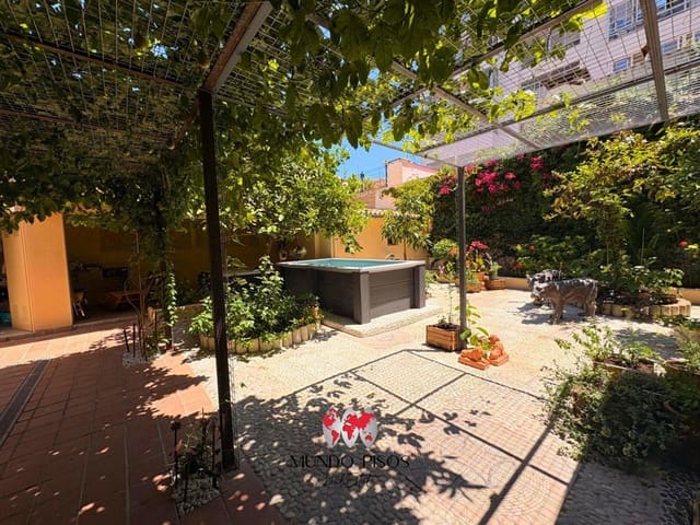 5 soveværelse Lejlighed til salg i Arxiduc, Palma de Mallorca med garage - € 949.000 (Ref: 9354096)
