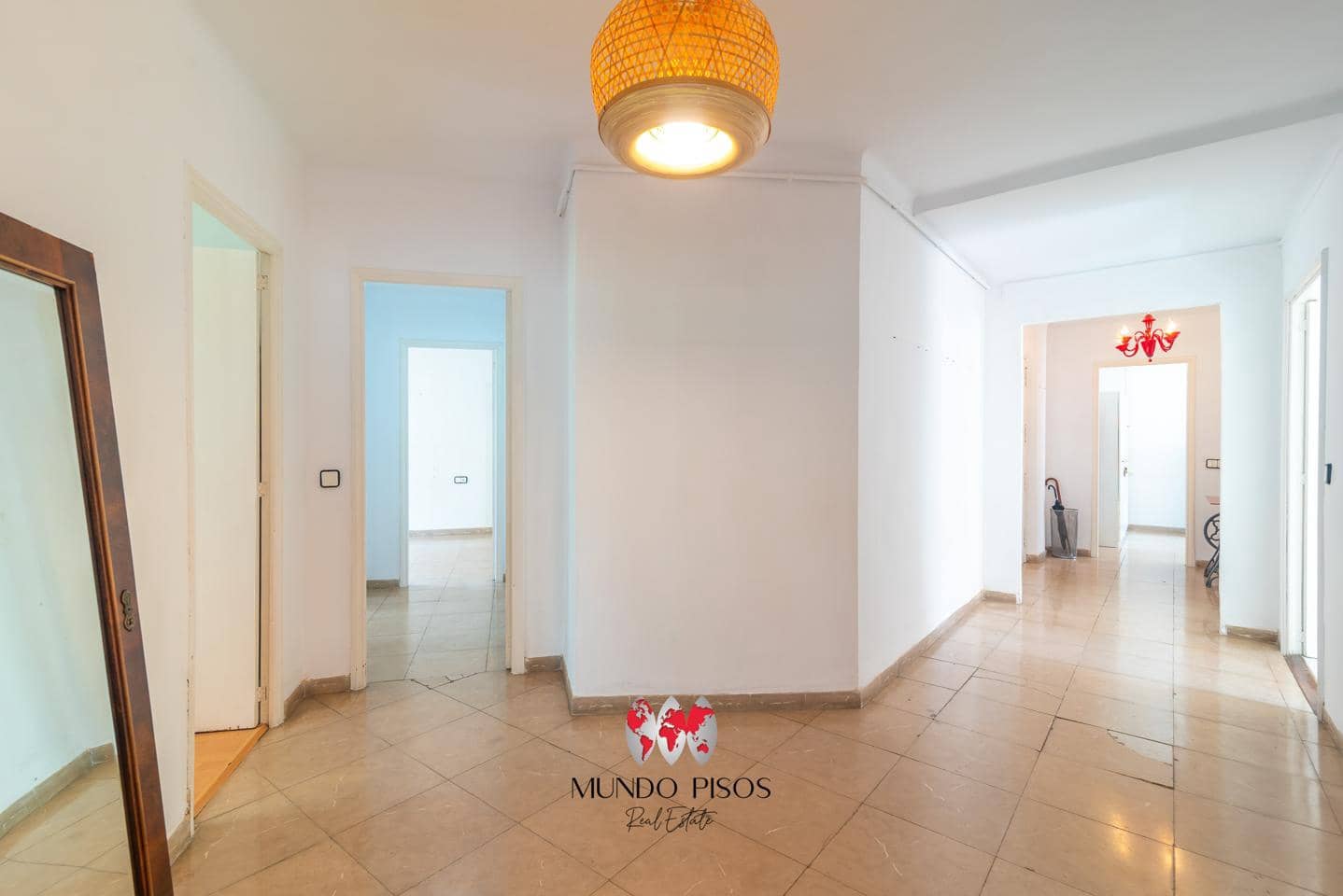 4 bedroom Flat for sale in Palma de Mallorca - € 560,000 (Ref: 9412924)