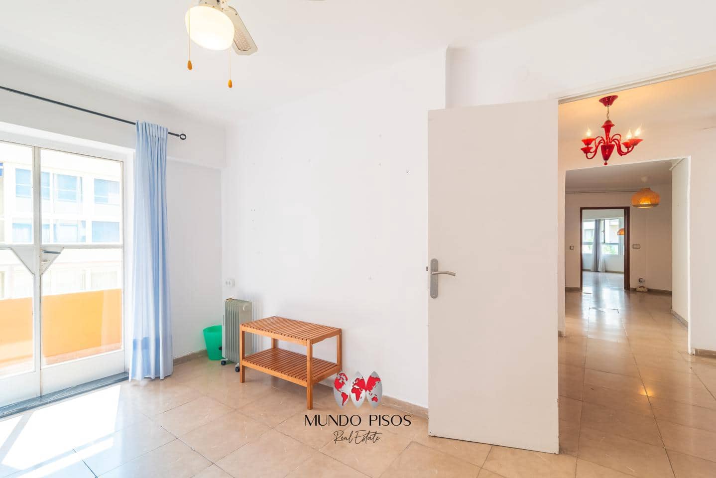 4 bedroom Flat for sale in Palma de Mallorca - € 560,000 (Ref: 9412924)