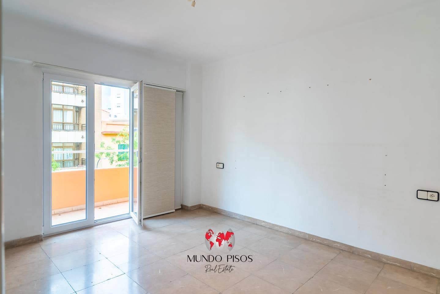4 bedroom Flat for sale in Palma de Mallorca - € 560,000 (Ref: 9412924)
