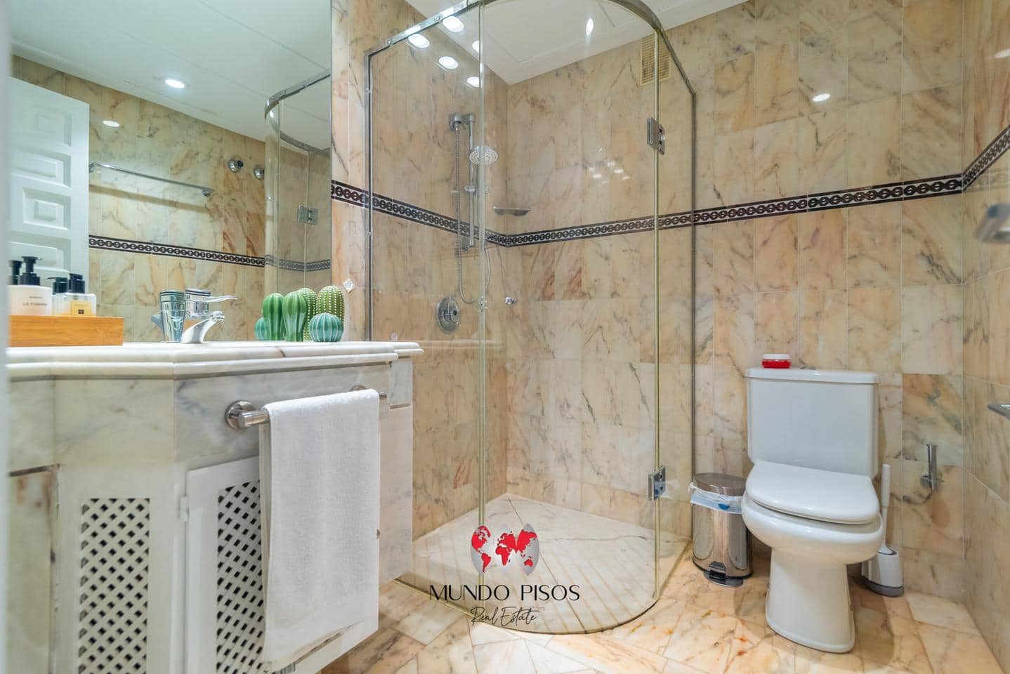 3 bedroom Flat for sale in Santa Ponsa with pool garage - € 1,100,000 (Ref: 9467608)