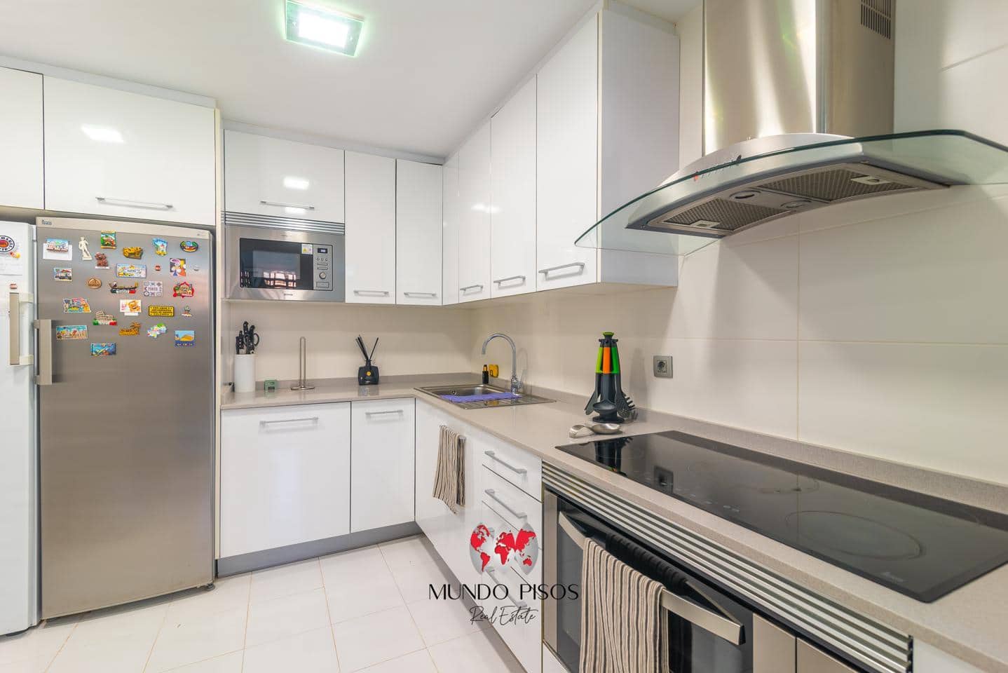 3 bedroom Flat for sale in Santa Ponsa with pool garage - € 1,100,000 (Ref: 9467608)