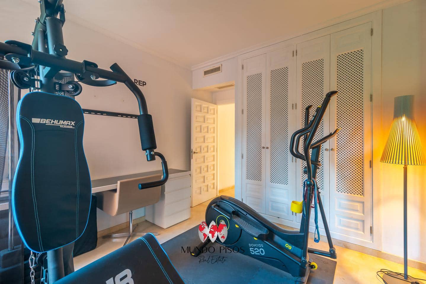 3 bedroom Flat for sale in Santa Ponsa with pool garage - € 1,100,000 (Ref: 9467608)