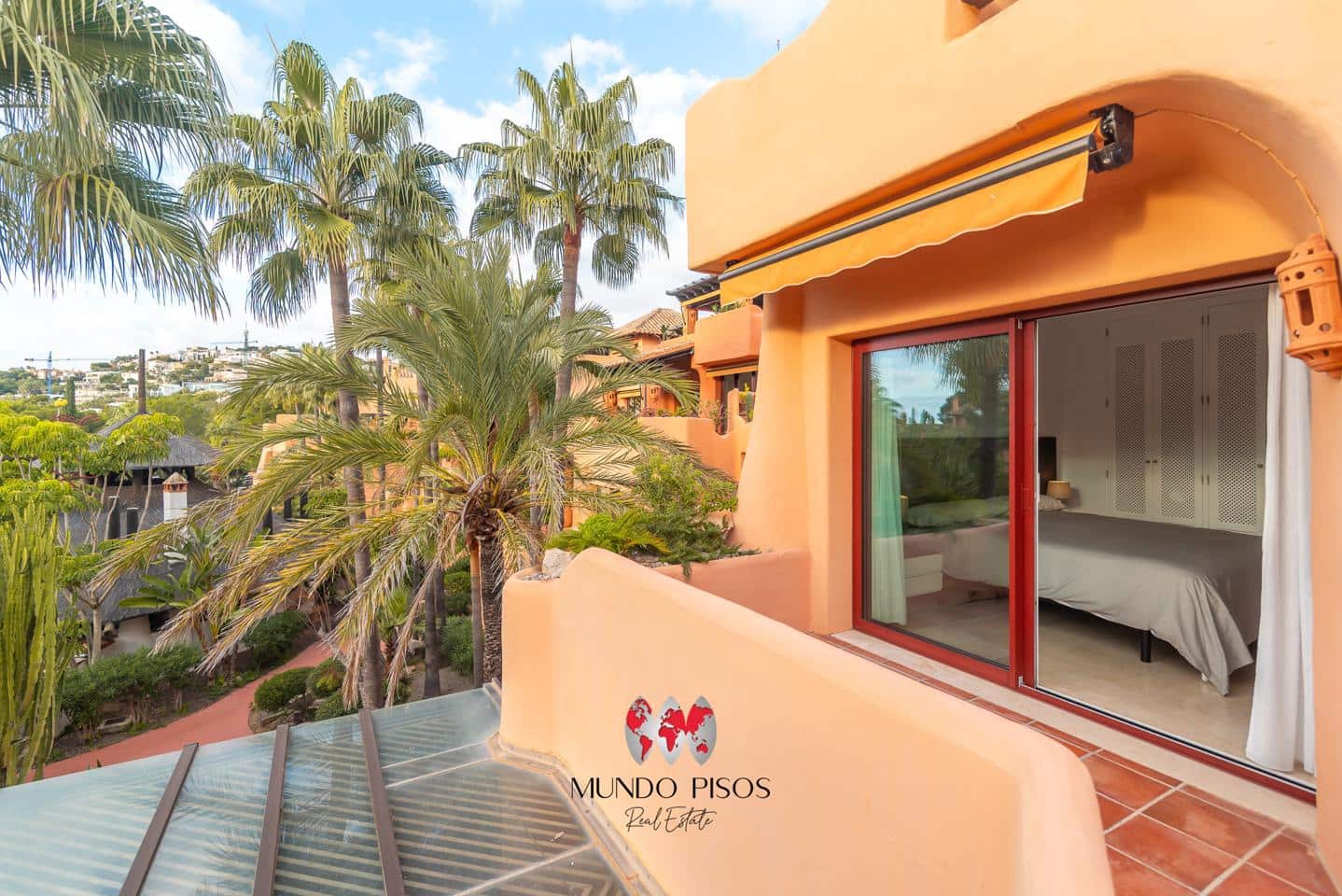 3 bedroom Flat for sale in Santa Ponsa with pool garage - € 1,100,000 (Ref: 9467608)