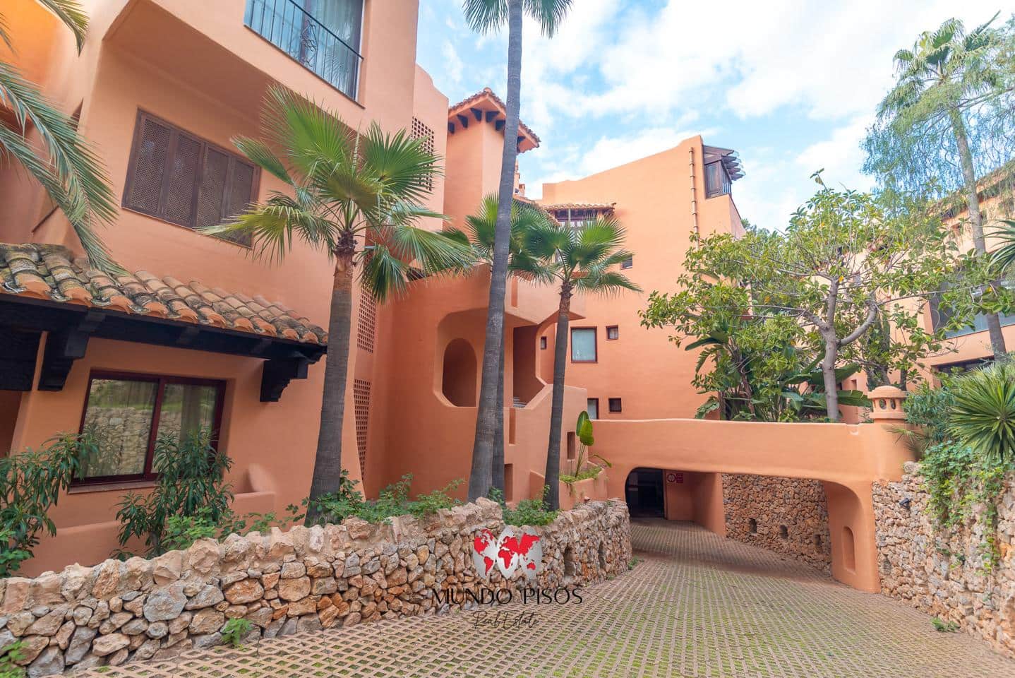 3 bedroom Flat for sale in Santa Ponsa with pool garage - € 1,100,000 (Ref: 9467608)