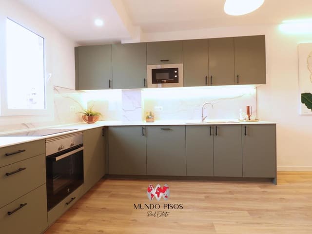 3 slaapkamer Flat te koop in Plaça de Toros, Palma de Mallorca - € 468.000 (Ref: 9473530)