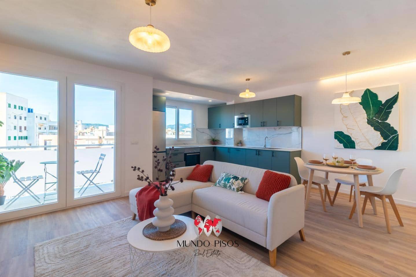 3 bedroom Flat for sale in Palma de Mallorca - € 418,000 (Ref: 9473530)