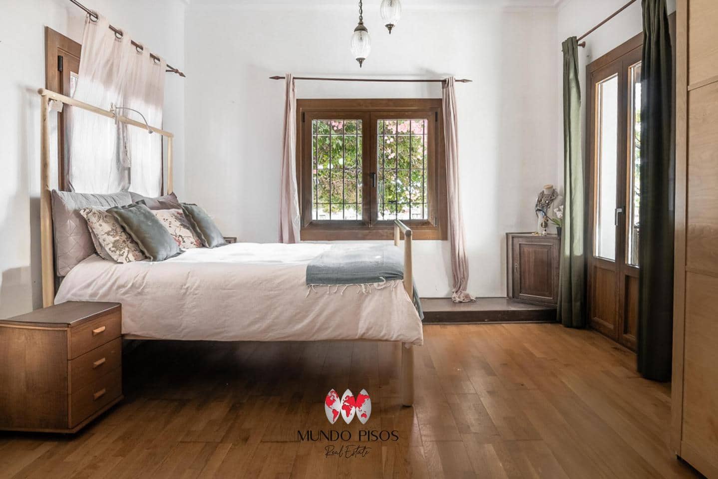 4 bedroom Villa for sale in Coll d'en Rabassa with pool garage - € 1,490,000 (Ref: 9516465)