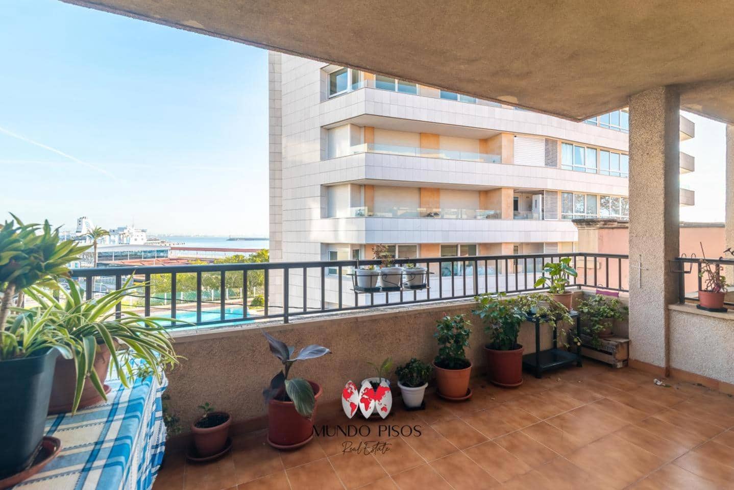 3 slaapkamer Flat te koop in Palma de Mallorca met garage - € 746.000 (Ref: 9533044)