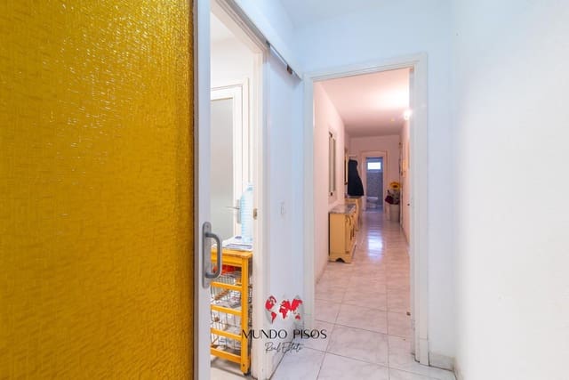 3 slaapkamer Flat te koop in Plaça de Toros, Palma de Mallorca met garage - € 359.000 (Ref: 9564045)