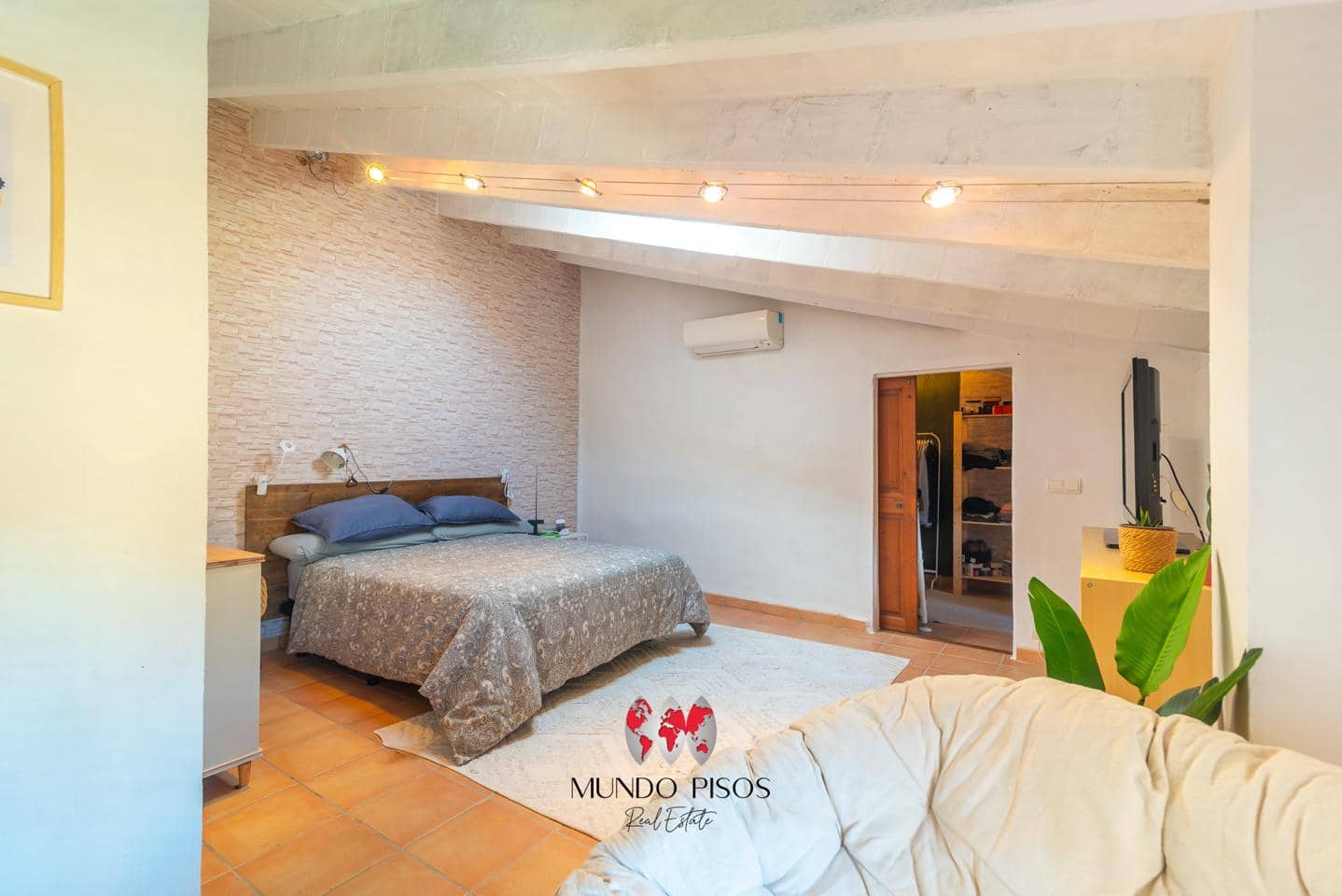 3 bedroom Villa for sale in Ariany - € 569,000 (Ref: 9606682)