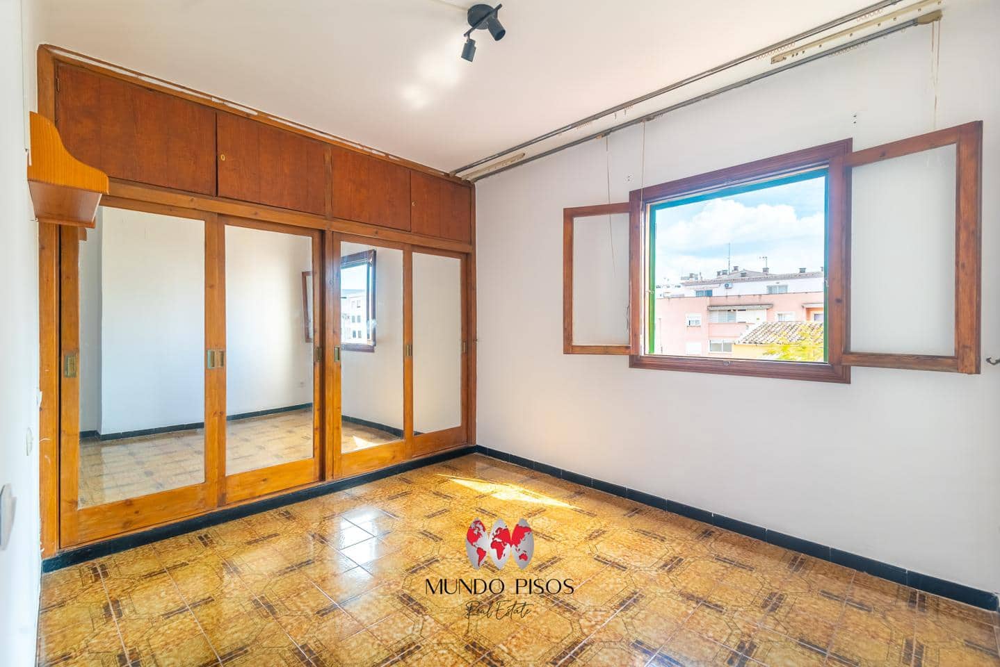 4 soverom Leilighet til salgs i Palma de Mallorca med garasje - € 369 000 (Ref: 9688551)