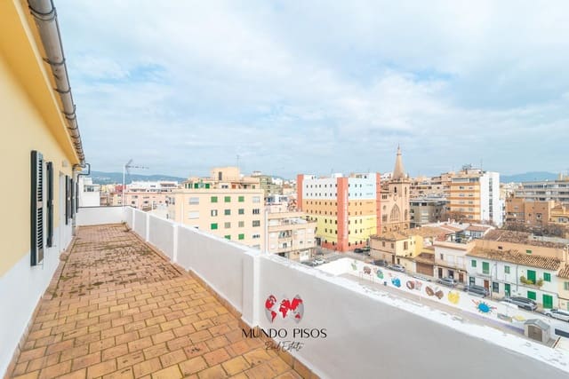 2 bedroom Flat for sale in Santa Catalina, Palma de Mallorca - € 470,000 (Ref: 9696862)