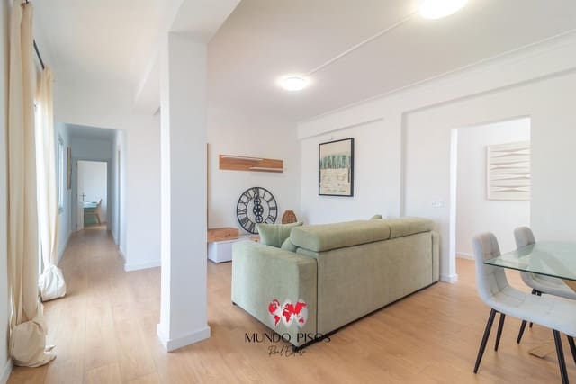 2 bedroom Flat for sale in Santa Catalina, Palma de Mallorca - € 470,000 (Ref: 9696862)