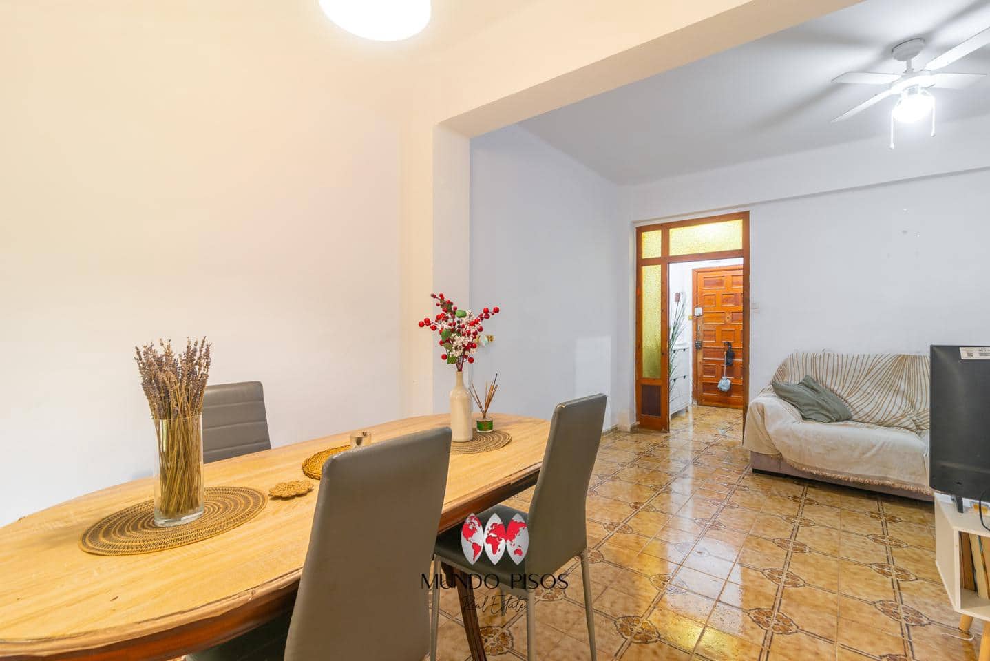 3 slaapkamer Flat te koop in Palma de Mallorca - € 299.000 (Ref: 9699673)