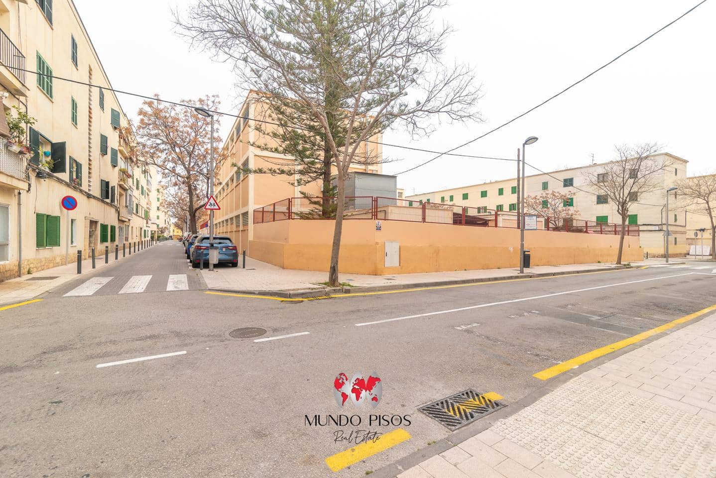 3 slaapkamer Flat te koop in Palma de Mallorca - € 299.000 (Ref: 9699673)