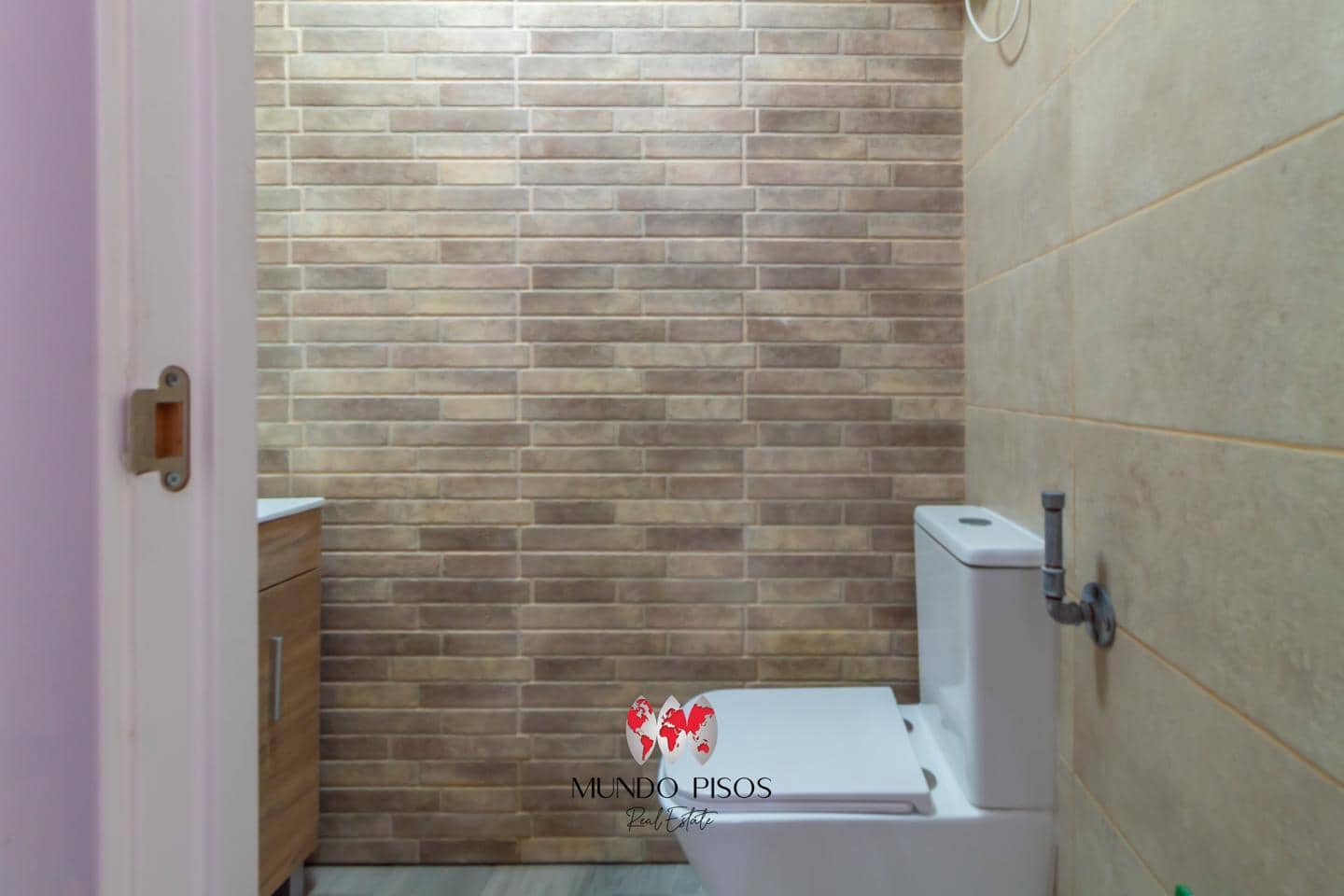 4 soveværelse Virksomhed til salg i Palma de Mallorca - € 149.000 (Ref: 9699935)