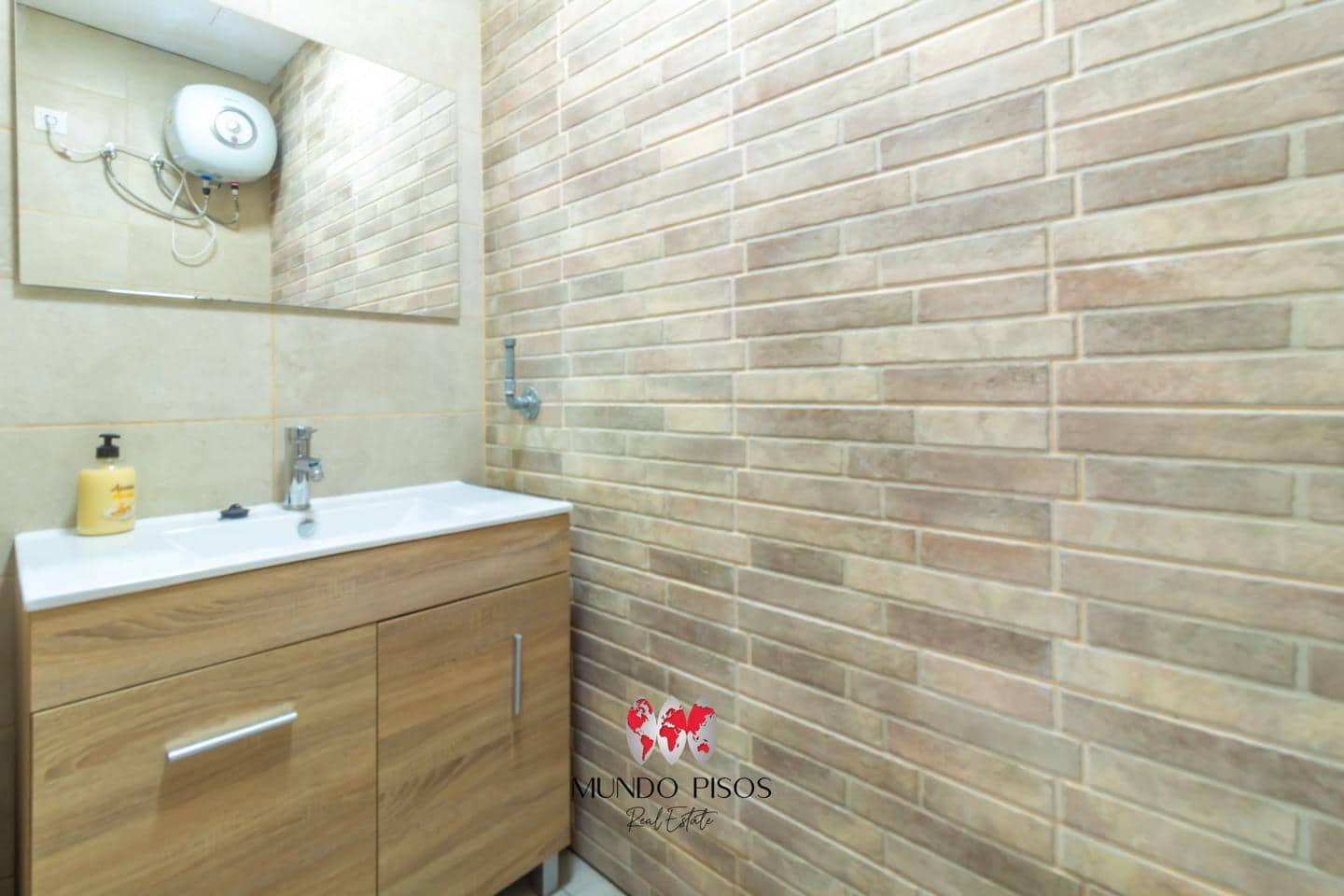 4 soveværelse Virksomhed til salg i Palma de Mallorca - € 149.000 (Ref: 9699935)