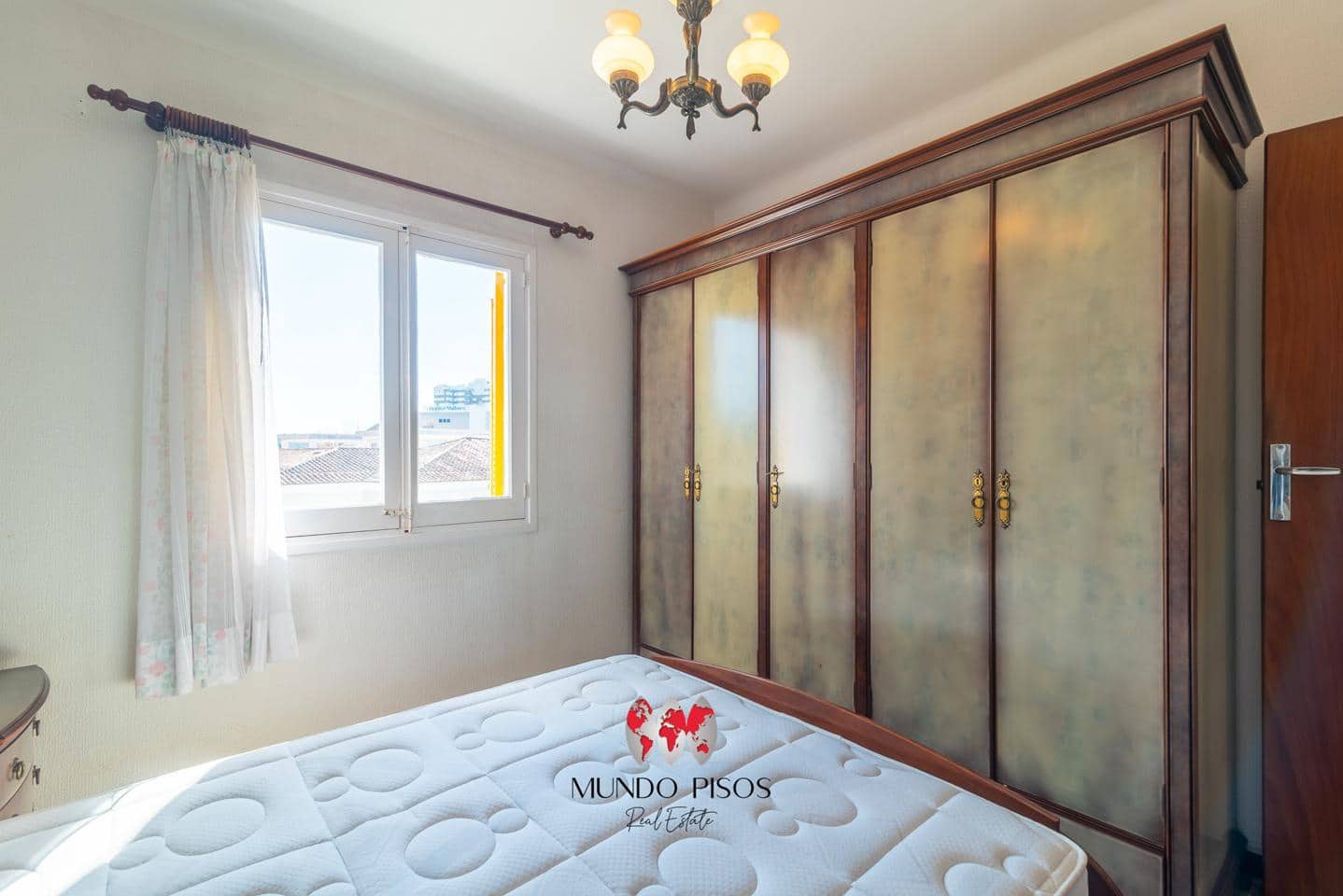 3 bedroom Flat for sale in Palma de Mallorca - € 239,000 (Ref: 9720795)