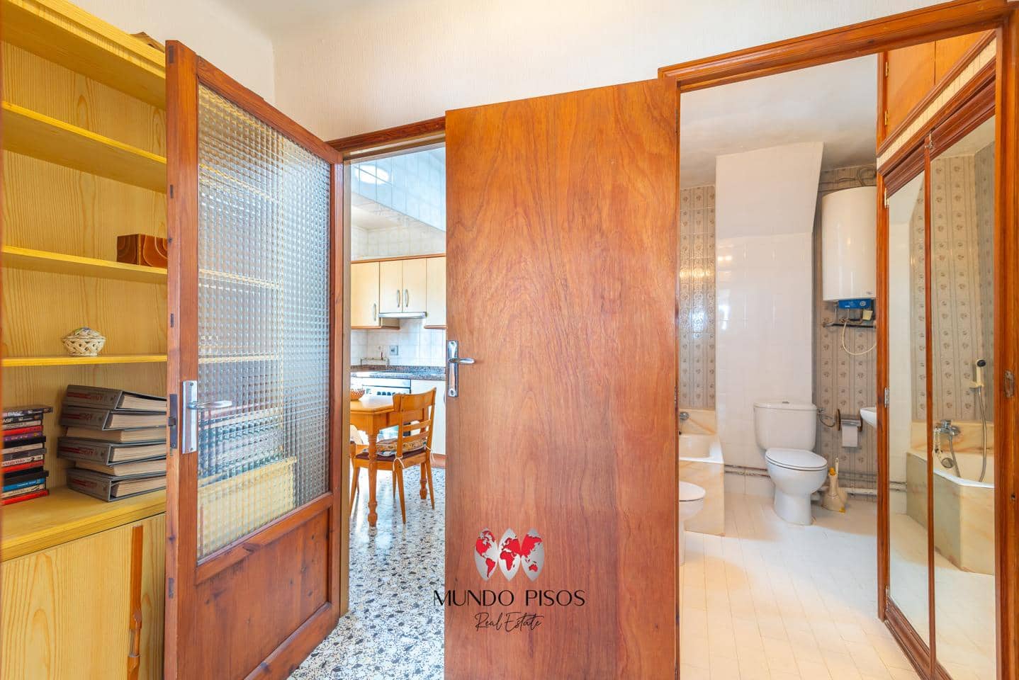 3 bedroom Flat for sale in Palma de Mallorca - € 239,000 (Ref: 9720795)