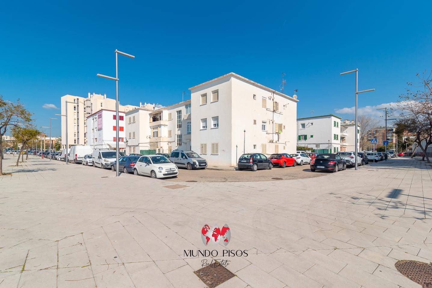 3 bedroom Flat for sale in Palma de Mallorca - € 239,000 (Ref: 9720795)