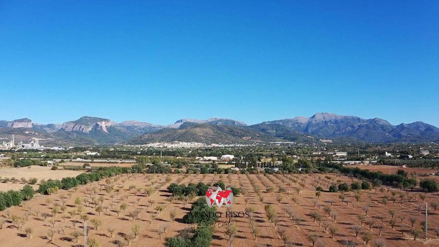 Grunde uden byggetilladelser til salg i Inca - € 1.700.000 (Ref: 9737180)