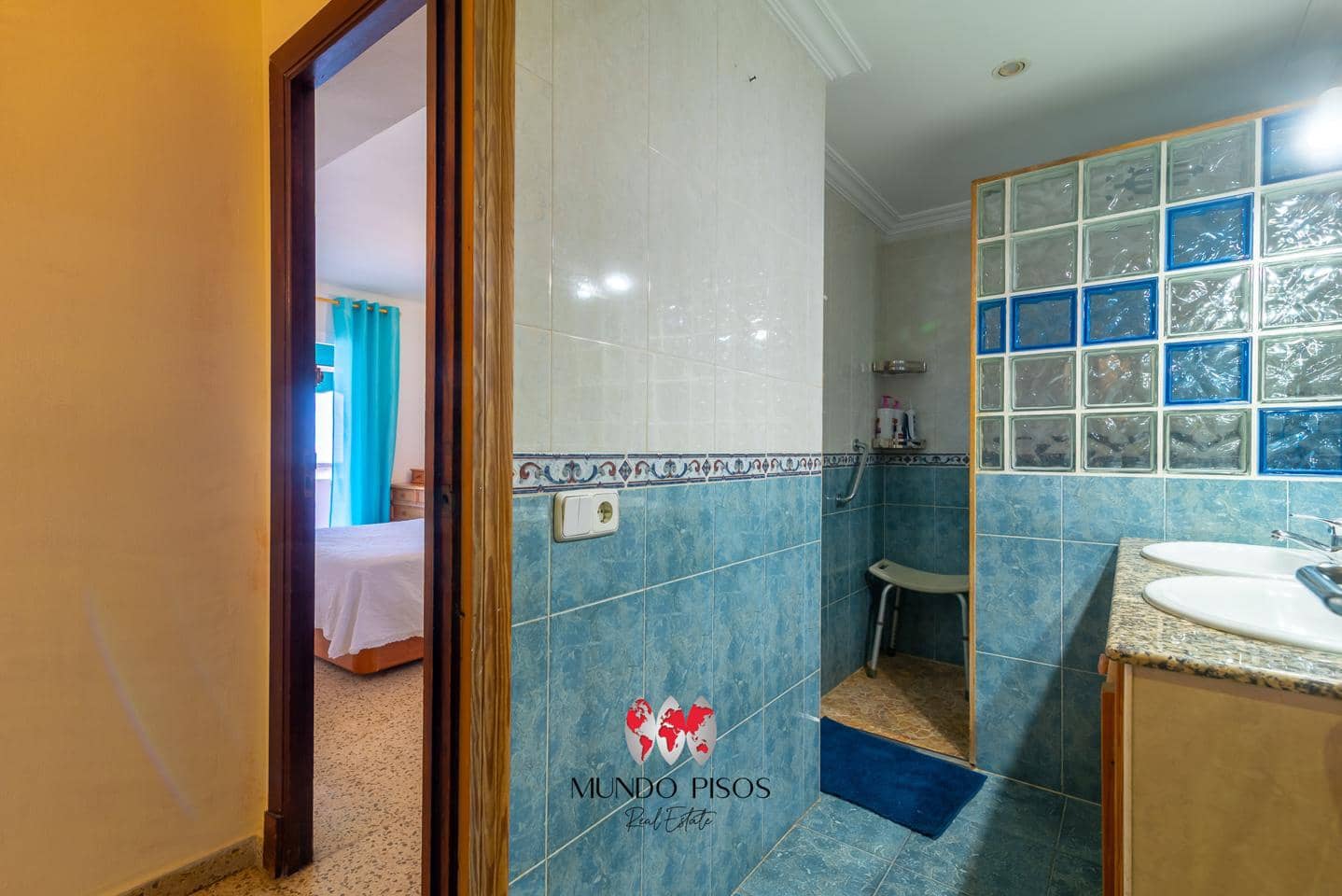 3 bedroom Flat for sale in Palma de Mallorca with garage - € 475,000 (Ref: 9787653)