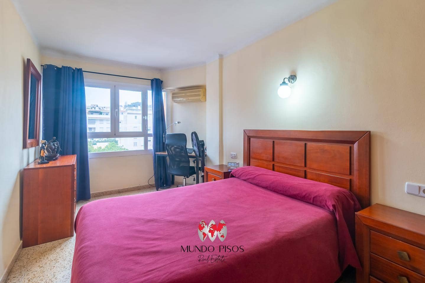 3 bedroom Flat for sale in Palma de Mallorca with garage - € 475,000 (Ref: 9787653)