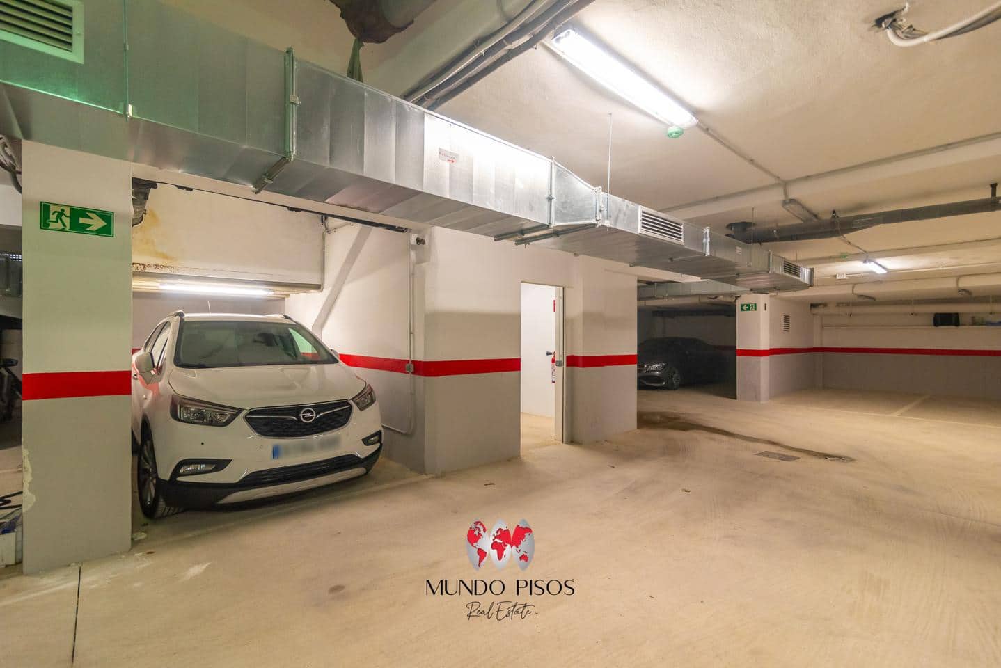 3 bedroom Flat for sale in Palma de Mallorca with garage - € 475,000 (Ref: 9787653)