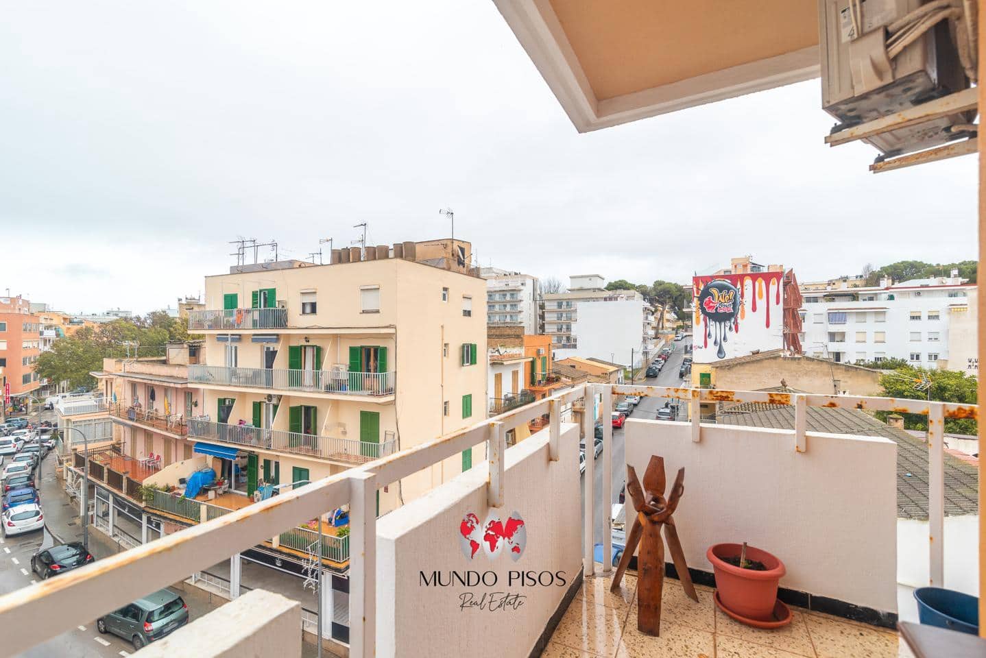 3 bedroom Flat for sale in Palma de Mallorca with garage - € 475,000 (Ref: 9787653)