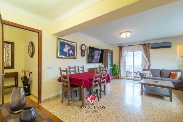 Piso de 3 habitaciones en L'Arenal, Palma de Mallorca en venta con garaje - 475.000 € (Ref: 9787653)