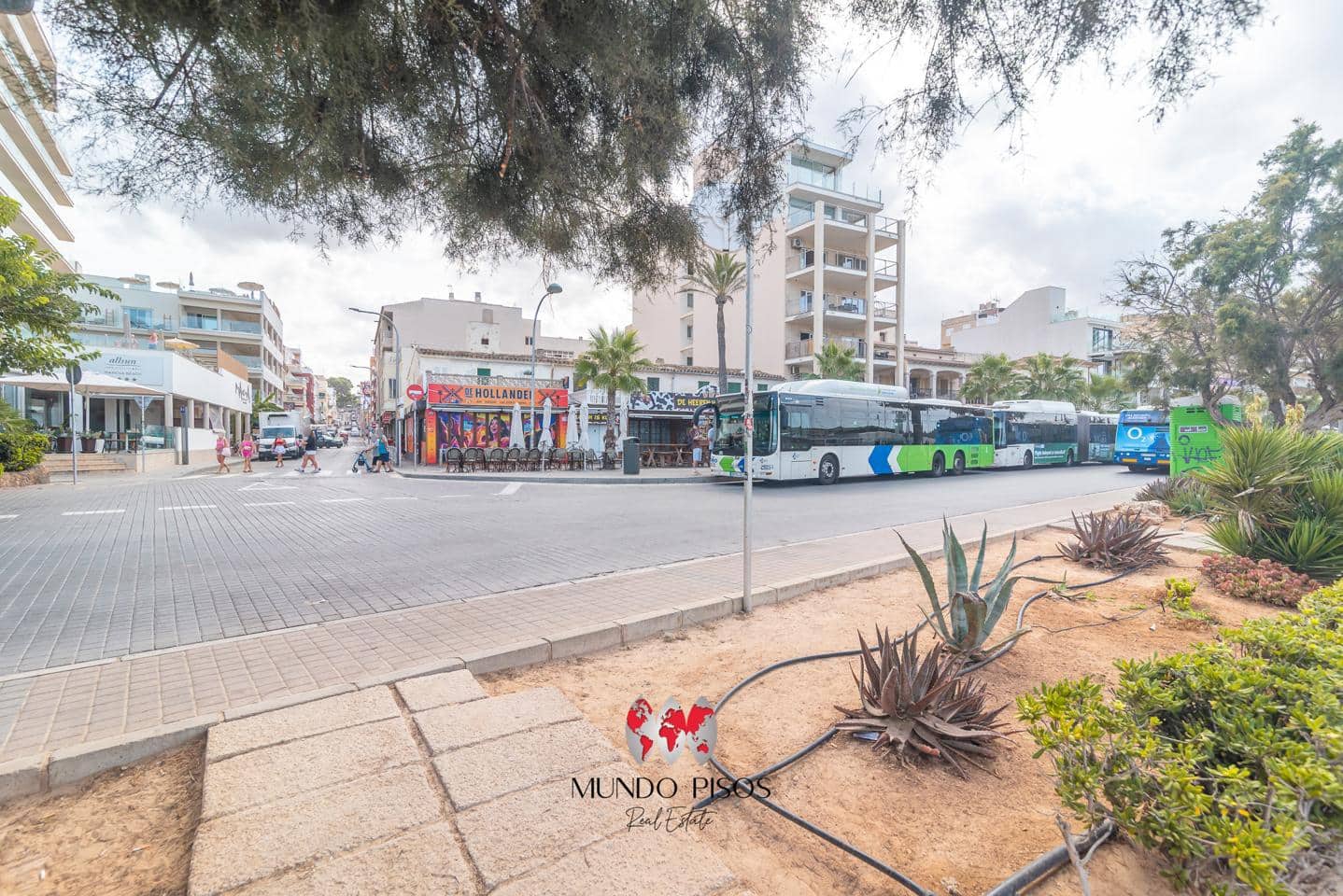 3 bedroom Flat for sale in Palma de Mallorca with garage - € 475,000 (Ref: 9787653)