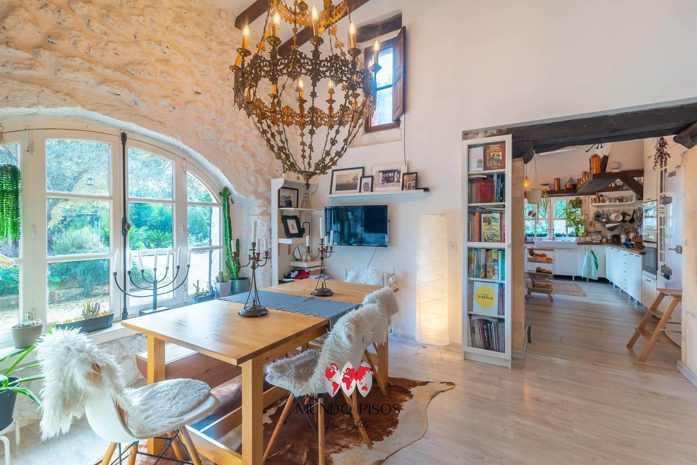 5 soveværelse Finca/Landehus til salg i Sencelles med swimmingpool garage - € 1.599.000 (Ref: 9821331)