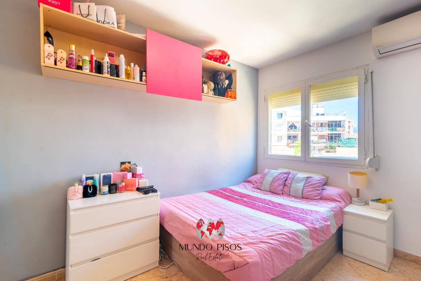 3 bedroom Flat for sale in Palma de Mallorca - € 330,000 (Ref: 9838368)